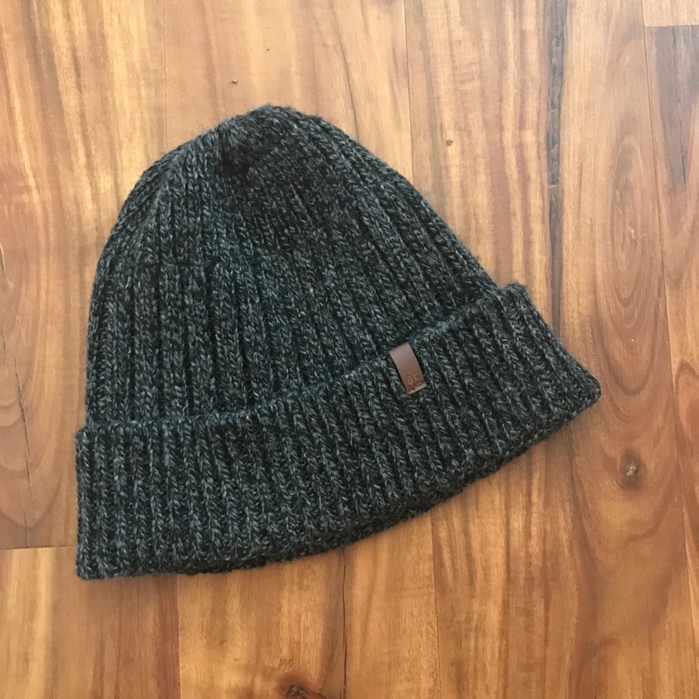 NWOT American Eagle speckled grey beanie